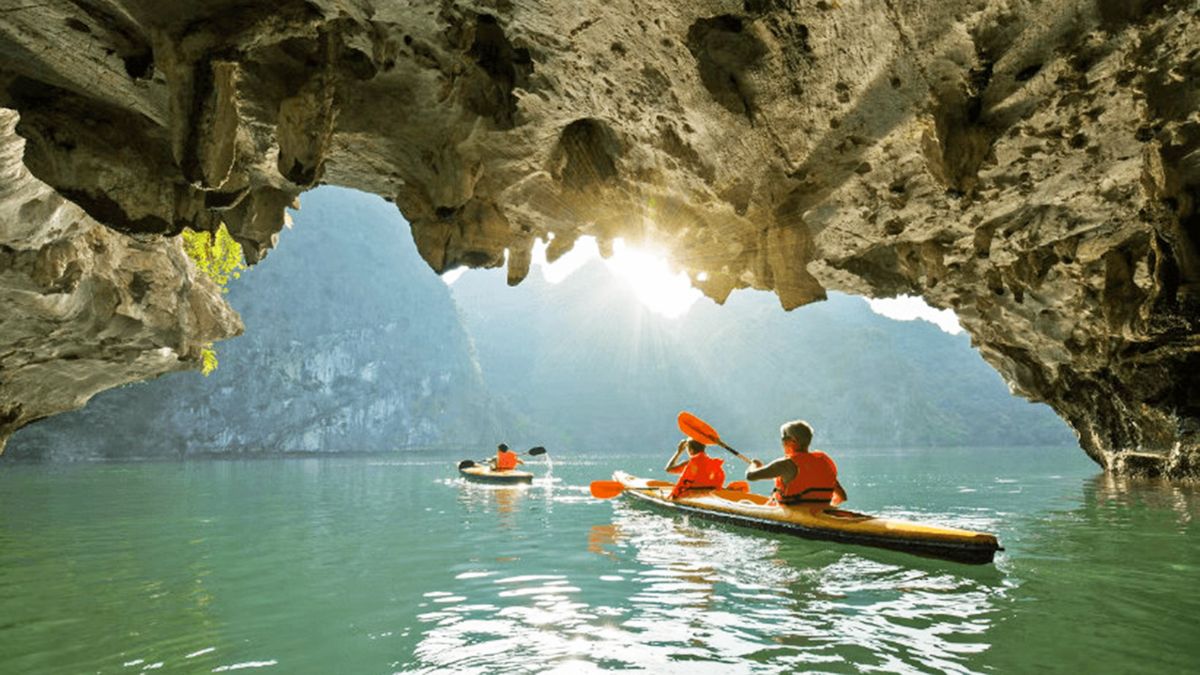 Vietnam Island to City Explorer – 9 Days